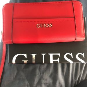 Guess long wallet